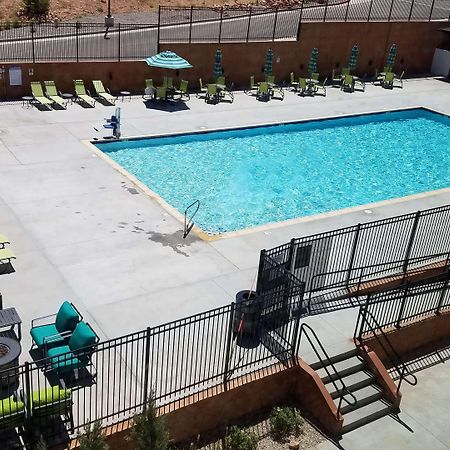 Wingate By Wyndham Moab Hotel Екстериор снимка